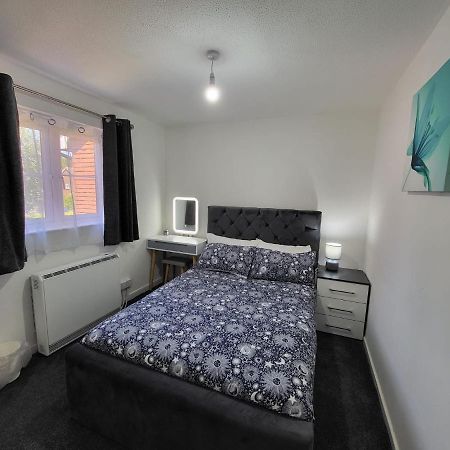 Delight Apartment, Close To Excel, London City Airport & O2! Εξωτερικό φωτογραφία