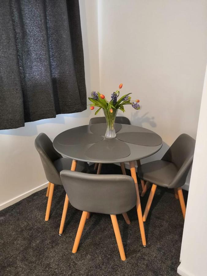 Delight Apartment, Close To Excel, London City Airport & O2! Εξωτερικό φωτογραφία
